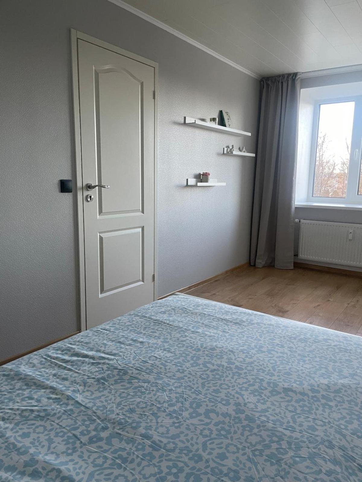 A Two-Room Apartment In The City Centre Of Tapa Extérieur photo